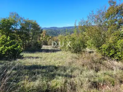 Lupoglav, Boljunsko Polje, Steinhäuser, 166 m² - 11