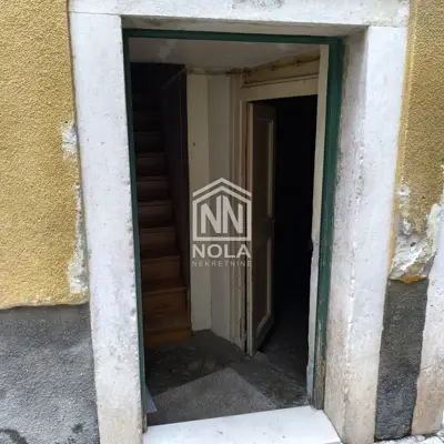 Kuća 120 m², Vodice - centar i blizina mora - 19