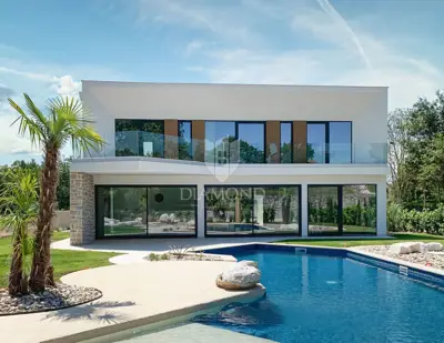 Poreč, surrounding area - Elegant villa in a new development