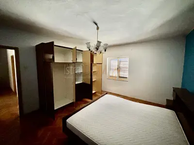 - Kuća sa 3 stambene jedinice, nedaleko Žminja - - 6