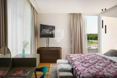 Villa 670 m², Bale - Designervilla mit Wellnessbereich - 15