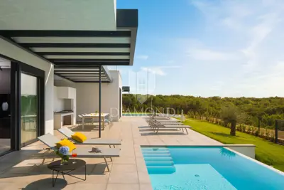 Villa 670 m², Bale - Designervilla mit Wellnessbereich - 3
