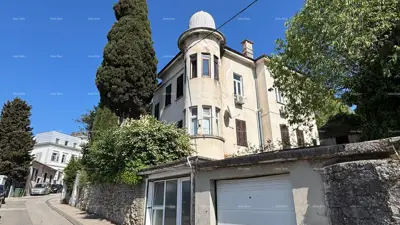 Verkauf einer Wohnung im Zentrum mit 4 Wohneinheiten, Pula!