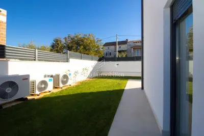 Semi-detached house 135 m², Poreč - sea view and terrace - 10