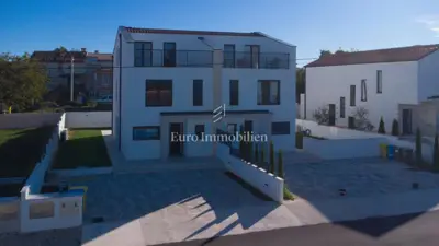 Semi-detached house 135 m², Poreč - sea view and terrace - 2