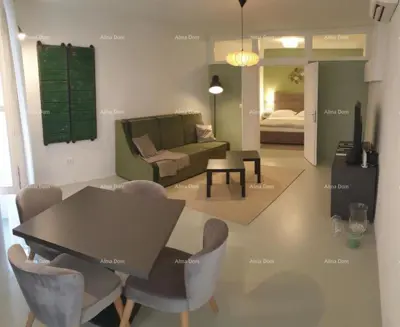 Stan 49 m², Rovinj, centar starog grada i pogled na grad - 2