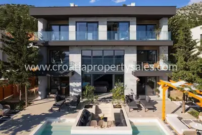 Villa 250 m², Starigrad - 100 m vom Meer und Blick auf die Küste - 9