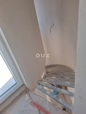 House 176 m², Vodice - pool and 65 m² terrace - 14