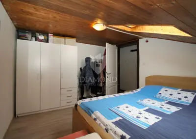Stan u Rijeci, centar - potkrovlje, namješten - 7
