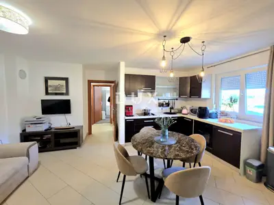 68 m² Wohnung, Veli vrh, Pula - 2 Schlafzimmer und Terrasse - 3