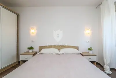 Stan 90 m², Rovinj centar - 2 jedinice, obnovljen - 12