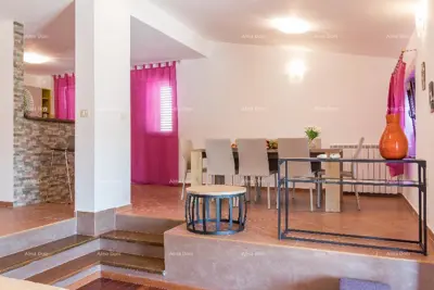Kuća s bazenom, Pula Centar, blizu centra - 10
