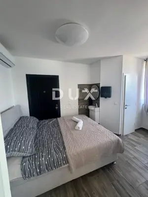 Poslovni prostor 69 m², Tisno - uz plažu - 11