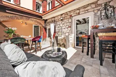 Villa 220 m², Rovinj - private garden and proximity to the sea
