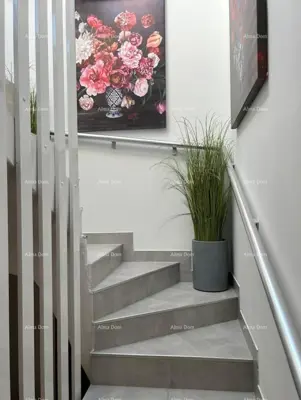 Kuća 150 m², Poreč - blizu centra, bazen i dvorište - 7