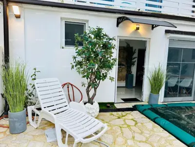 Kuća 150 m², Poreč - blizu centra, bazen i dvorište - 16