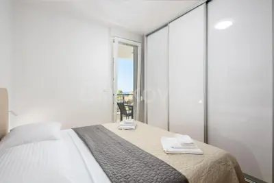 Trstenik Split, najam, 1 soba, parking - 9