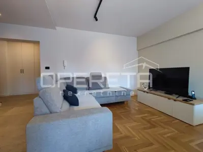 Stan 80 m², Višnjik Zadar - 3 spavaće sobe i parking - 4