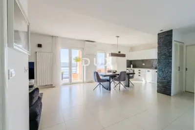 House for sale in Crikvenica, 352 m² - 3
