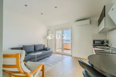 House for sale in Crikvenica, 352 m² - 19