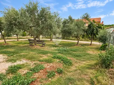 Građevinsko zemljište 546 m², Umag okolica - mirna lokacija - 2