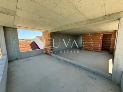 Haus 398 m², Tar - Pools, Sauna und Kinosaal - 7