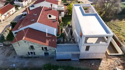 Haus 398 m², Tar - Pools, Sauna und Kinosaal - 5