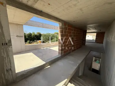 Haus 398 m², Tar - Pools, Sauna und Kinosaal - 21