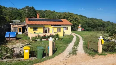 Haus 138 m², Labin - ruhige Lage und Meerblick
