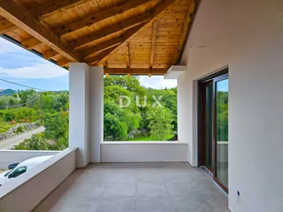 Haus 251 m², Dobrinj - privater Pool und Meerblick