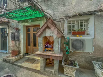 Kuća 130 m², centar Buja - starogradska jezgra - 10