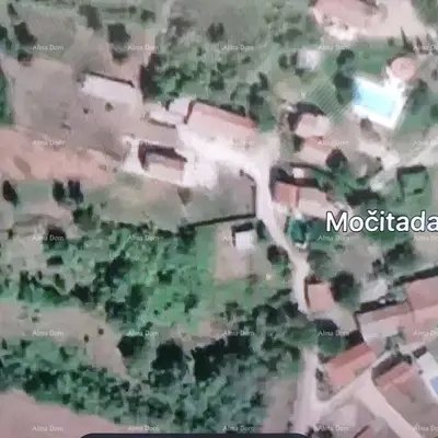 Građevinsko zemljište 1 321 m², Motovun, pogled na dolinu