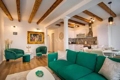 Stan 75 m², Rijeka centar - luksuzno uređen - 3