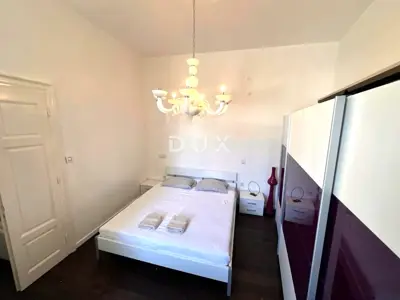 Stan 140 m², Pula Centar - renoviran i namješten - 14