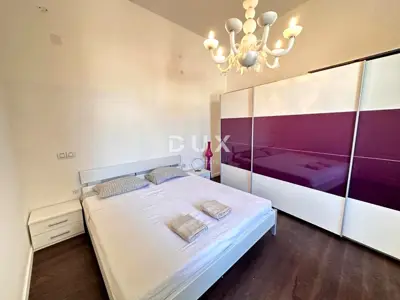Stan 140 m², Pula Centar - renoviran i namješten - 17