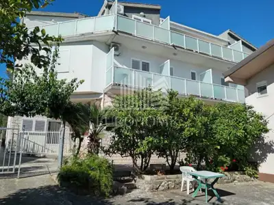 Apartment complex, Slatine on Čiovo - 50 m from the sea and beach - 4
