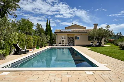 Vila 150 m², Grožnjan - panoramski pogled na prirodu - 2