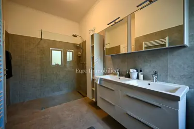 Vila 150 m², Grožnjan - panoramski pogled na prirodu - 17