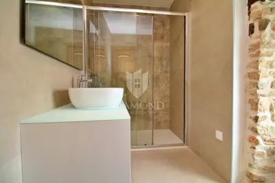 Haus 66 m², Barban - authentisch und klimatisiert - 12