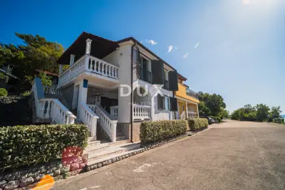 Kvarner, Senj, Apartmenthaus, 230 m², erste Reihe am Meer - 2