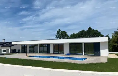 Prodaja -Novoizgrađena prizemnica s bazenom i dva stana, okolica Labina!