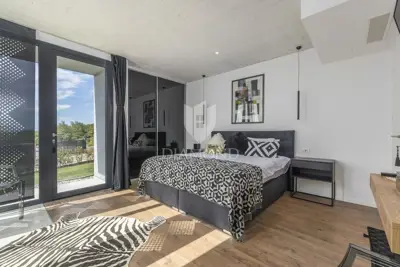Haus zum Kauf in Novigrad, 215 m² - 18