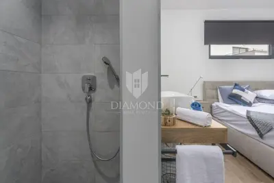Haus zum Kauf in Novigrad, 215 m² - 16