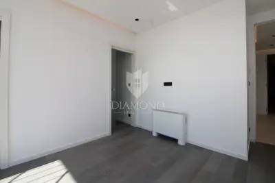 Apartman u Krku, centar i pogled na more - 4