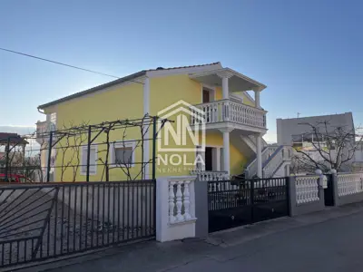 House 300 m², Vodice - 900 m from the center - 3