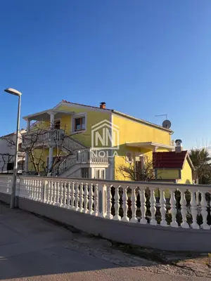 House 300 m², Vodice - 900 m from the center - 2