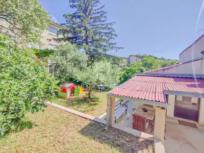 House 97 m², Pula Šijana - quiet location and yard - 12