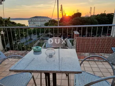 Pula, center, duplex apartment, 65 m², terrace, sea view