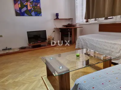 Pula, center, duplex apartment, 65 m², terrace, sea view - 2