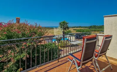 Haus zum Kauf in Novigrad, 94 m²